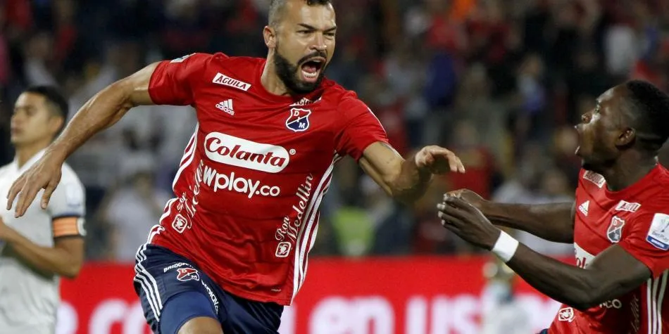 DIM gana sobre la hora en Libertadores. Millos y América resbalan - Fondo