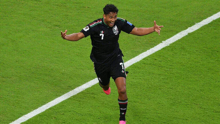 MÉXICO celebró clasificación a 16vos con un ataque muy ROMO  - Fondo