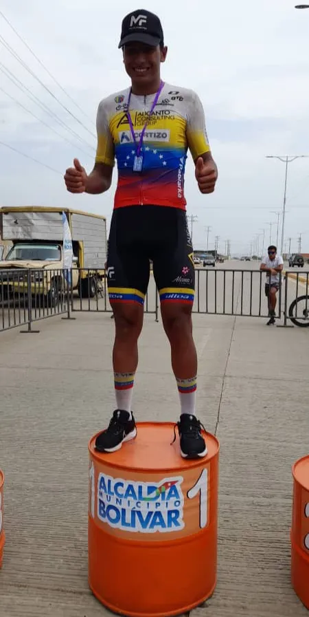 ARLEX MENDEZ emerges victorious in Stage 2 of the Vuelta a Mérida - Fondo