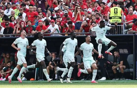 FRANCIA saca del camino a Marruecos y pasa a semifinal - Fondo
