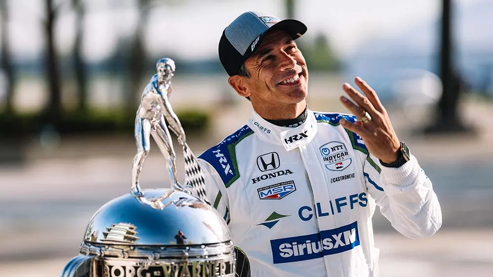 Helio Castroneves quiere agrandár más su leyenda en INDIANÁPOLIS - Fondo