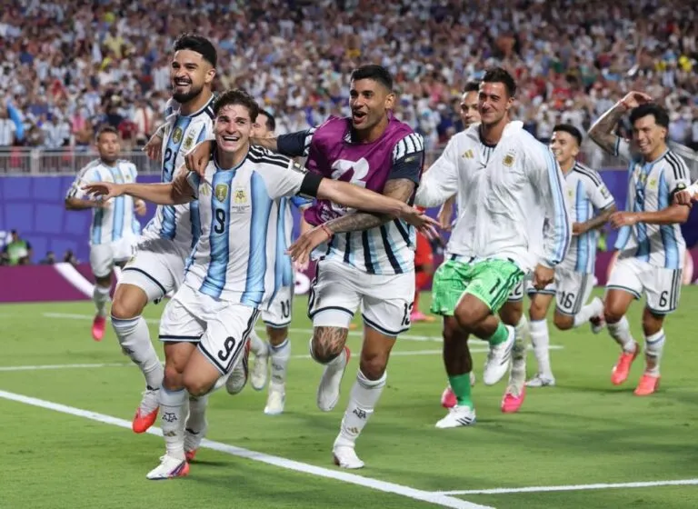 Una intensa Argentina sacó del camino a Suiza - Fondo