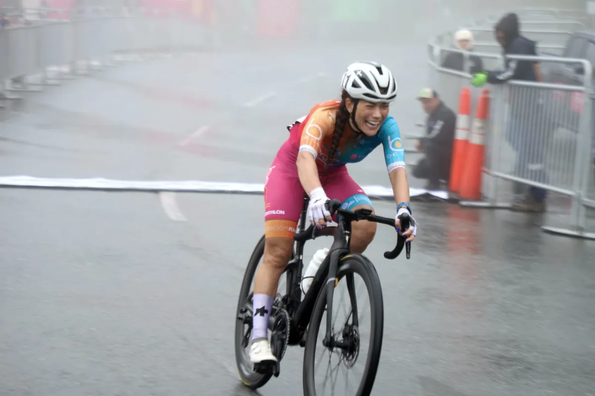 Lilibeth Chacón asume el liderato en VUELTA A COLOMBIA FEMENINA