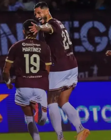 CARABOBO campeón del Torneo APERTURA en la Liga FUTVE - Fondo