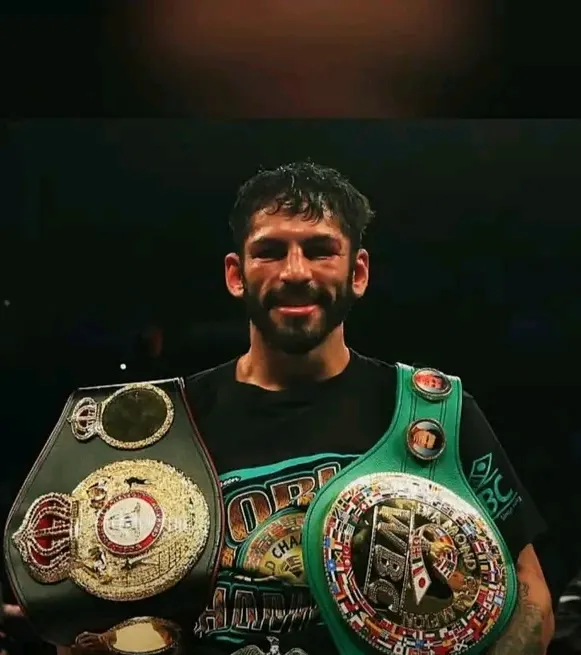 Venezolano Jorge Linares al SALON DE LA FAMA del boxeo